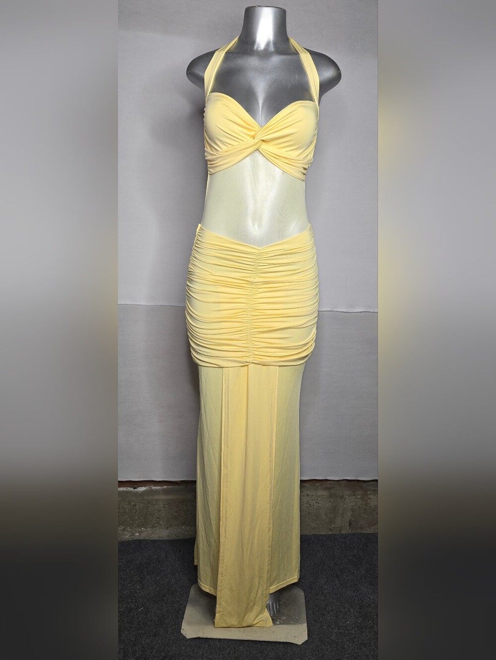 Women's Stretchy Elegant Halter Neck Maxi Dress Small Butter Yellow